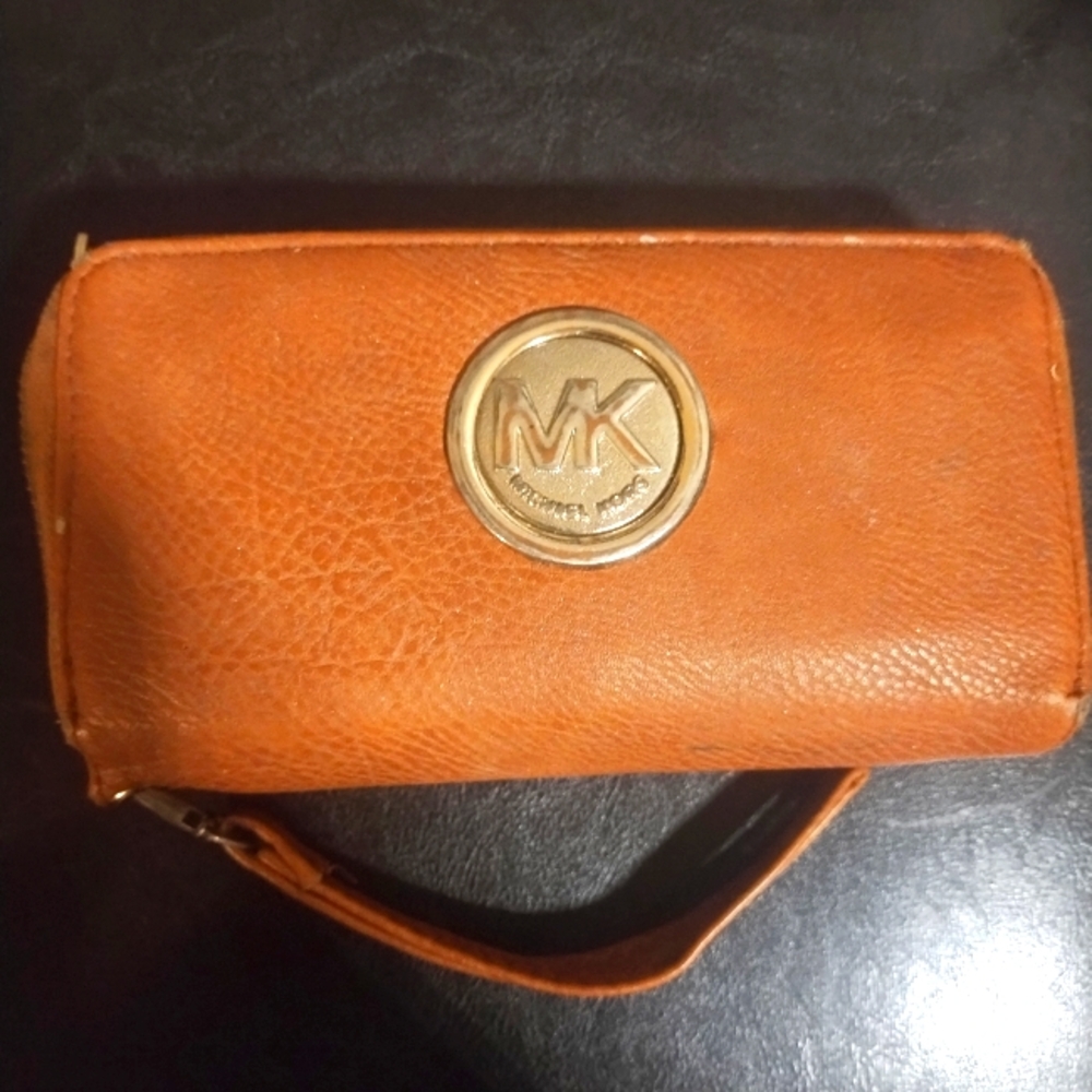 Michael Kors Logo Wristlet